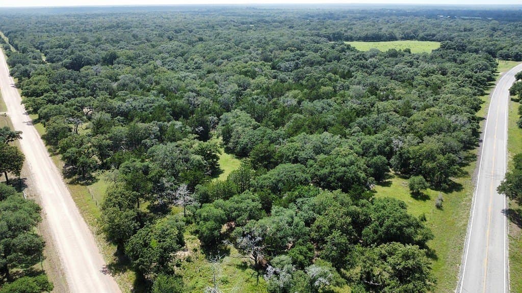 264 acres in Lavaca County