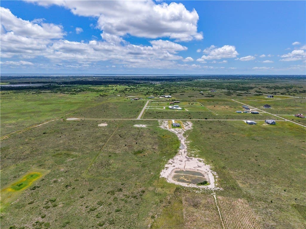 6.1 acres in Aransas County gallery image 4