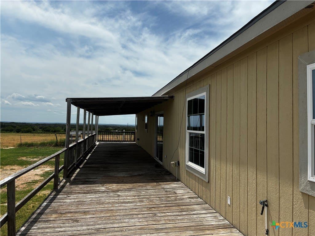 10 acres in Lampasas County gallery image 4