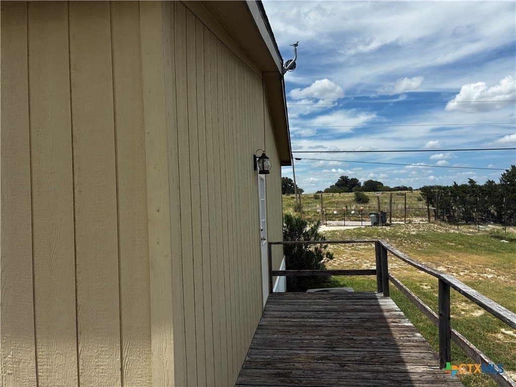 10 acres in Lampasas County gallery image 3