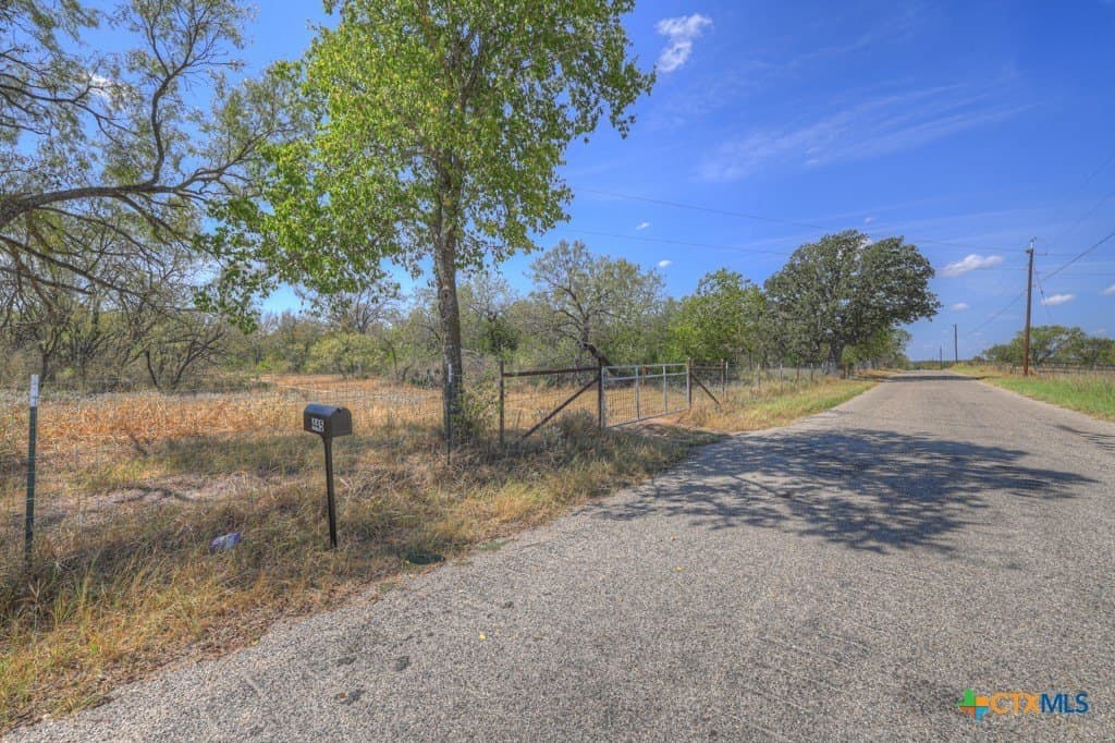 10.1 acres in Guadalupe County