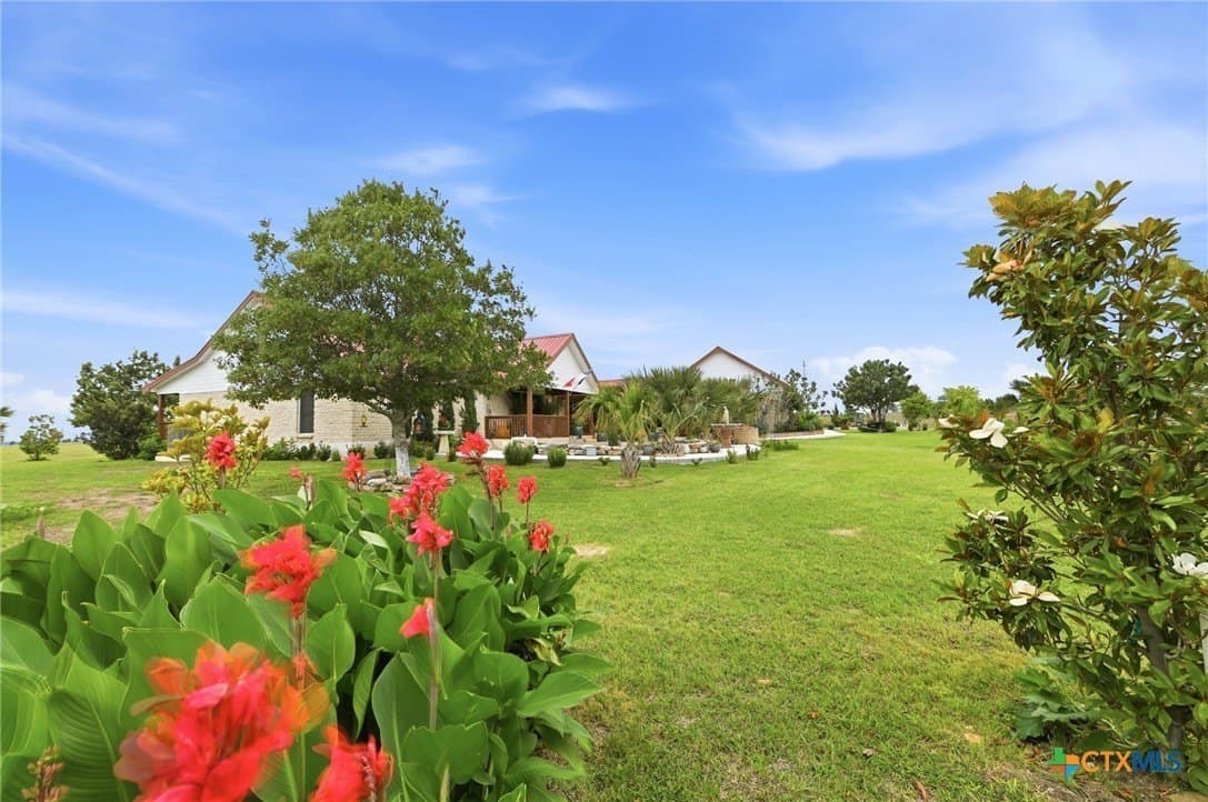 20 acres in Guadalupe County - photo 32