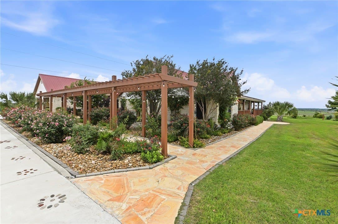 20 acres in Guadalupe County - photo 22
