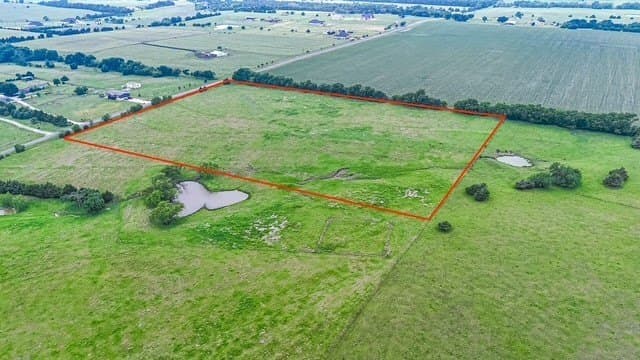 10 acres in Collin County gallery image 2