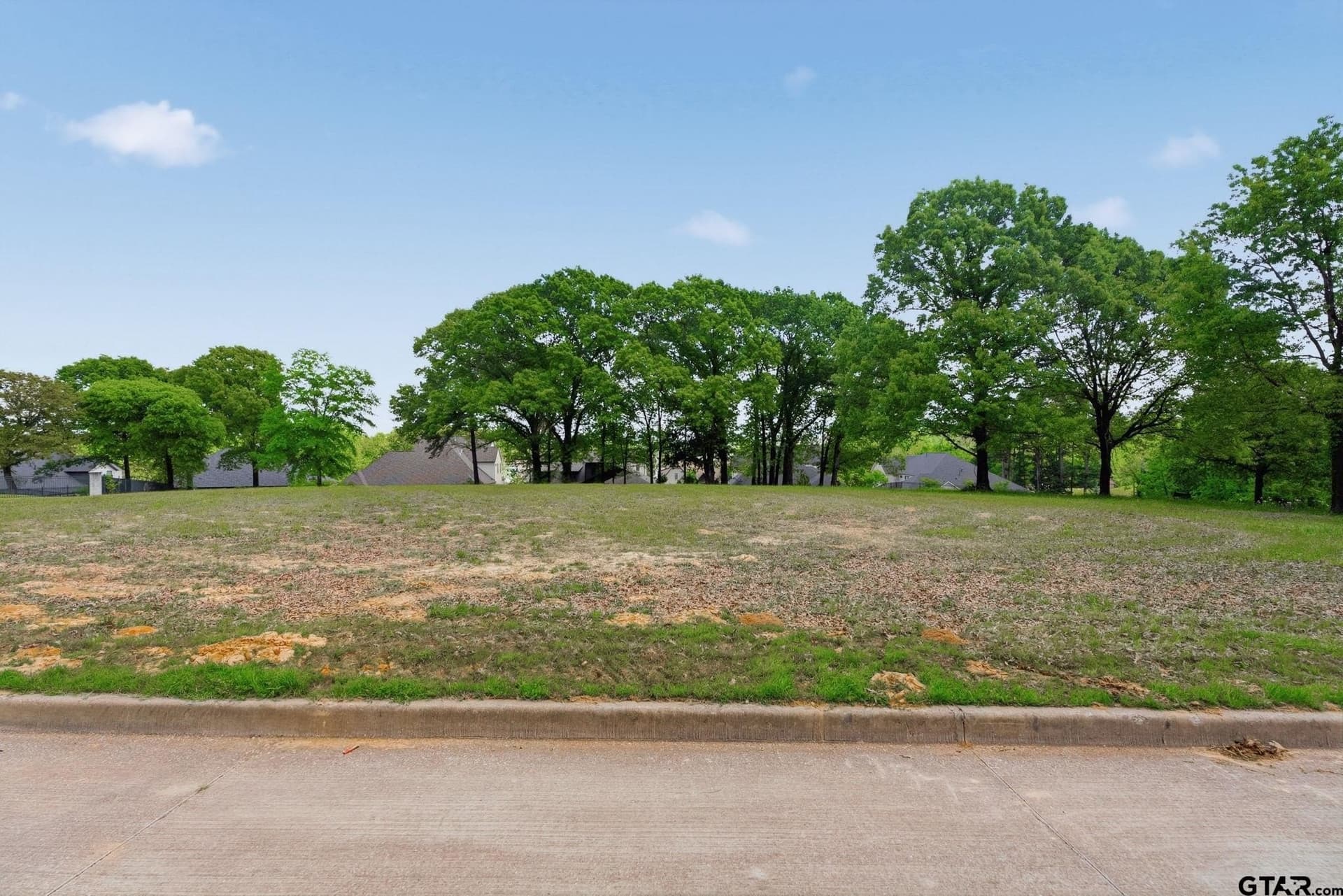0.74 acres in Smith County gallery image 2