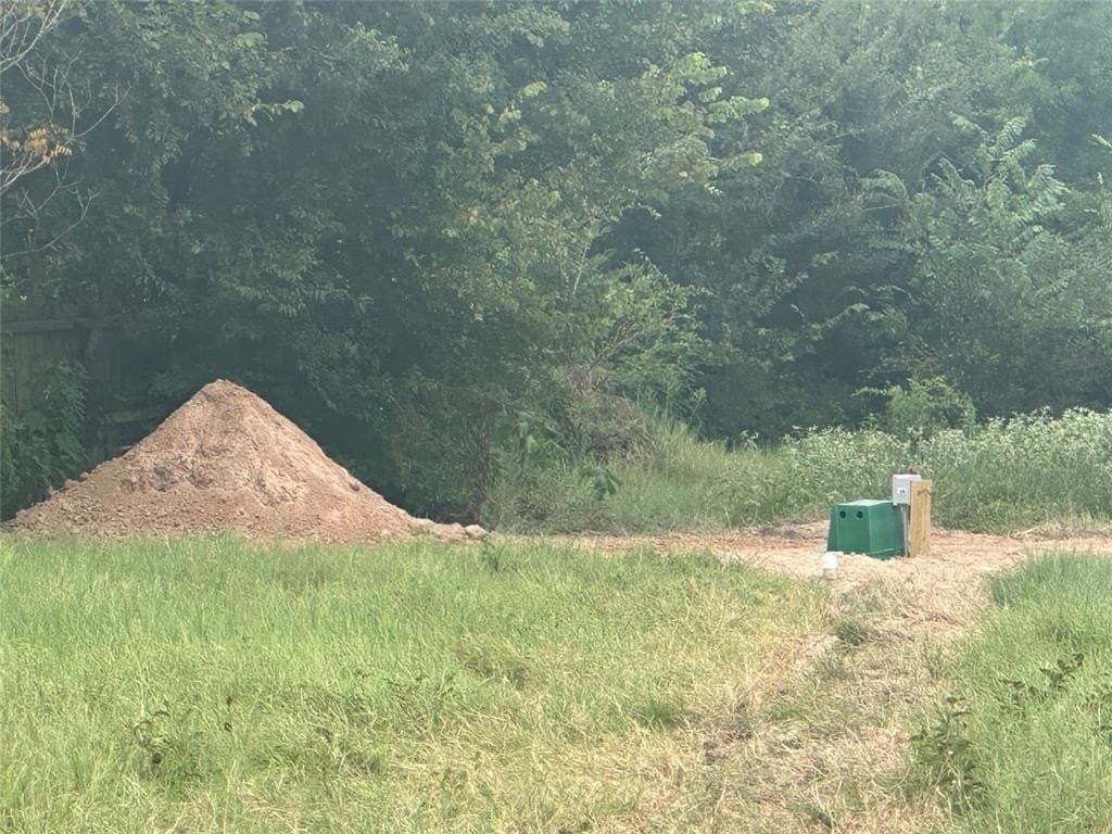 2.16 acres in Rains County gallery image 3