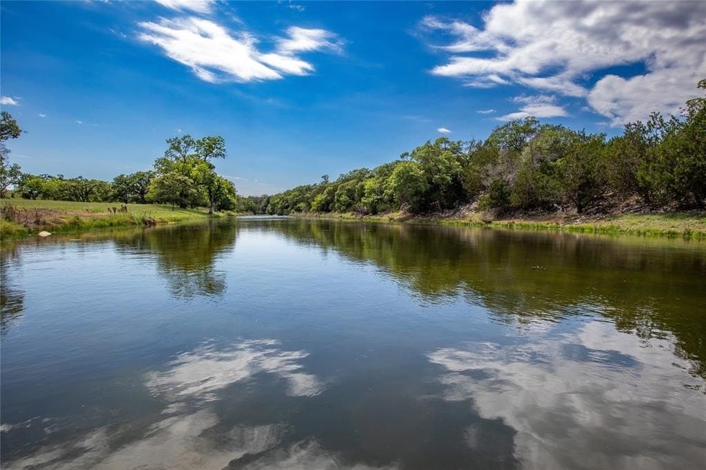 21.14 acres in Gillespie County gallery image 3