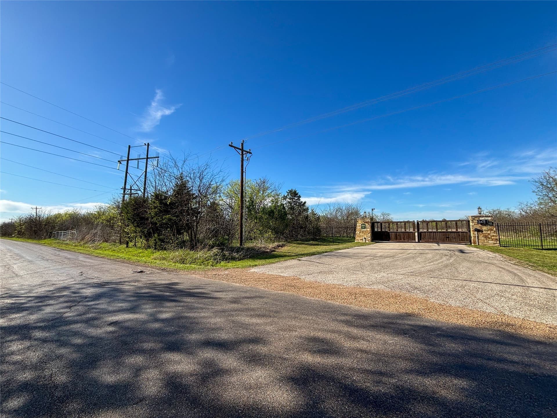4.63 acres in Kaufman County gallery image 4