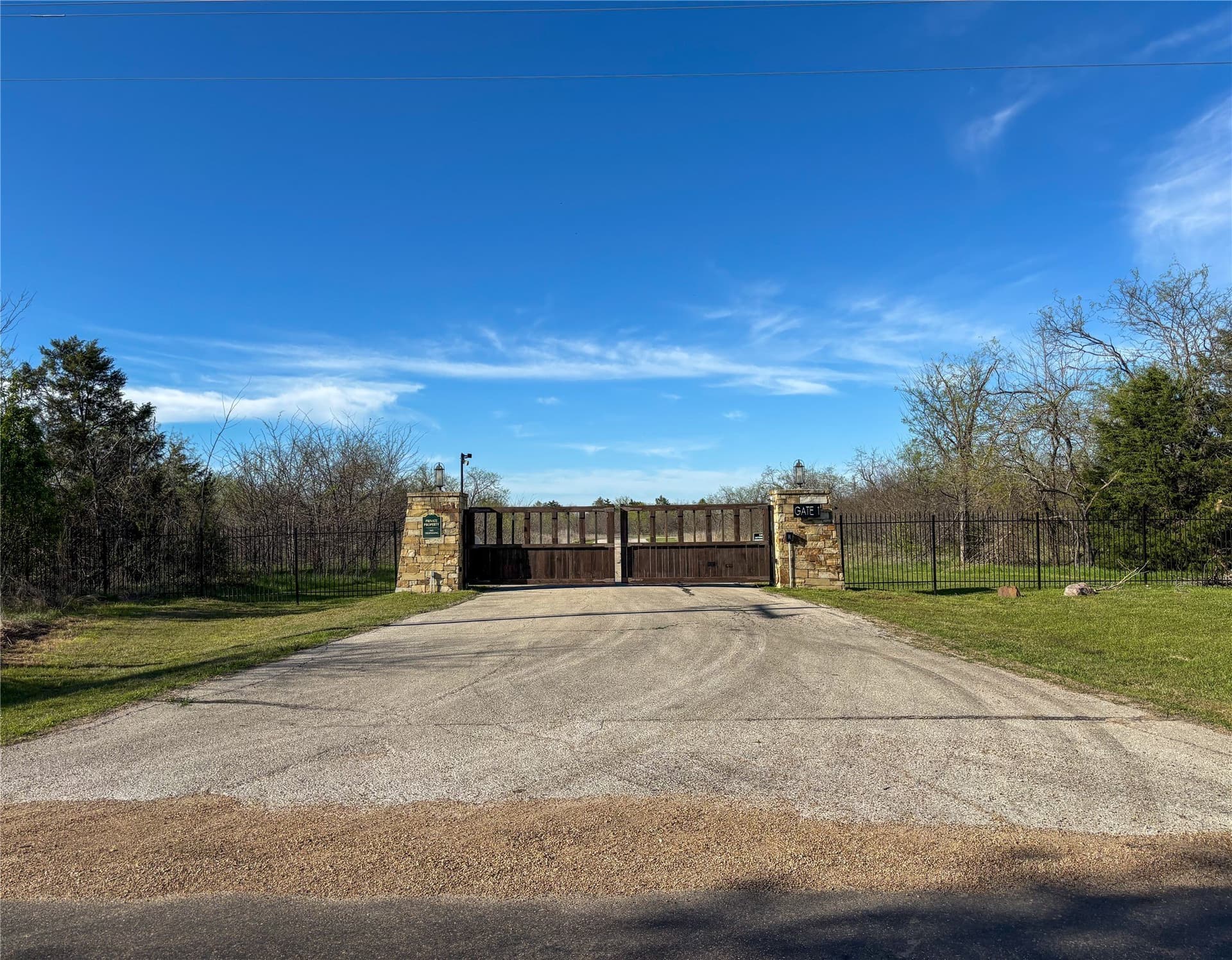 4.63 acres in Kaufman County gallery image 3