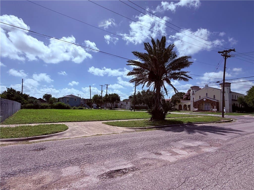 0.26 acres in Nueces County