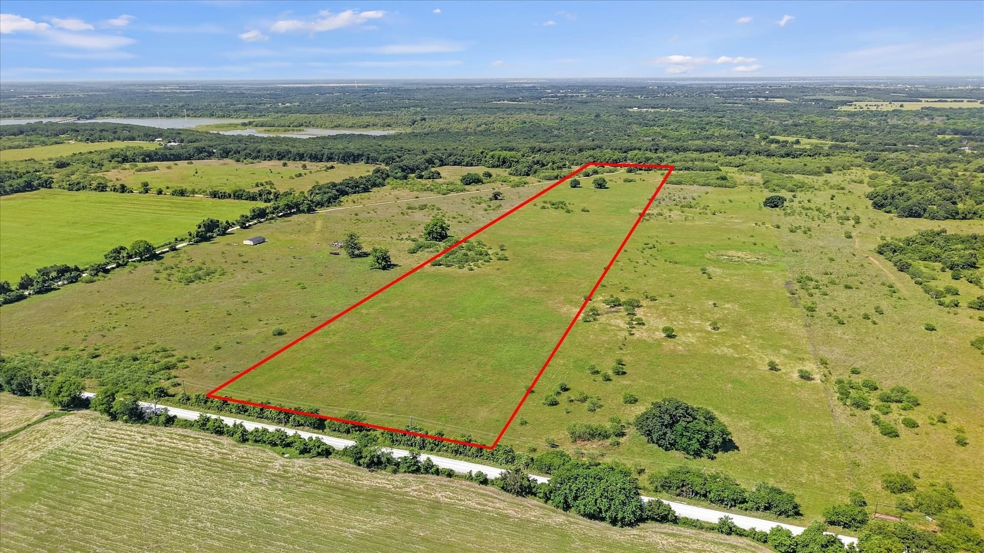 19.7 acres in Hill County