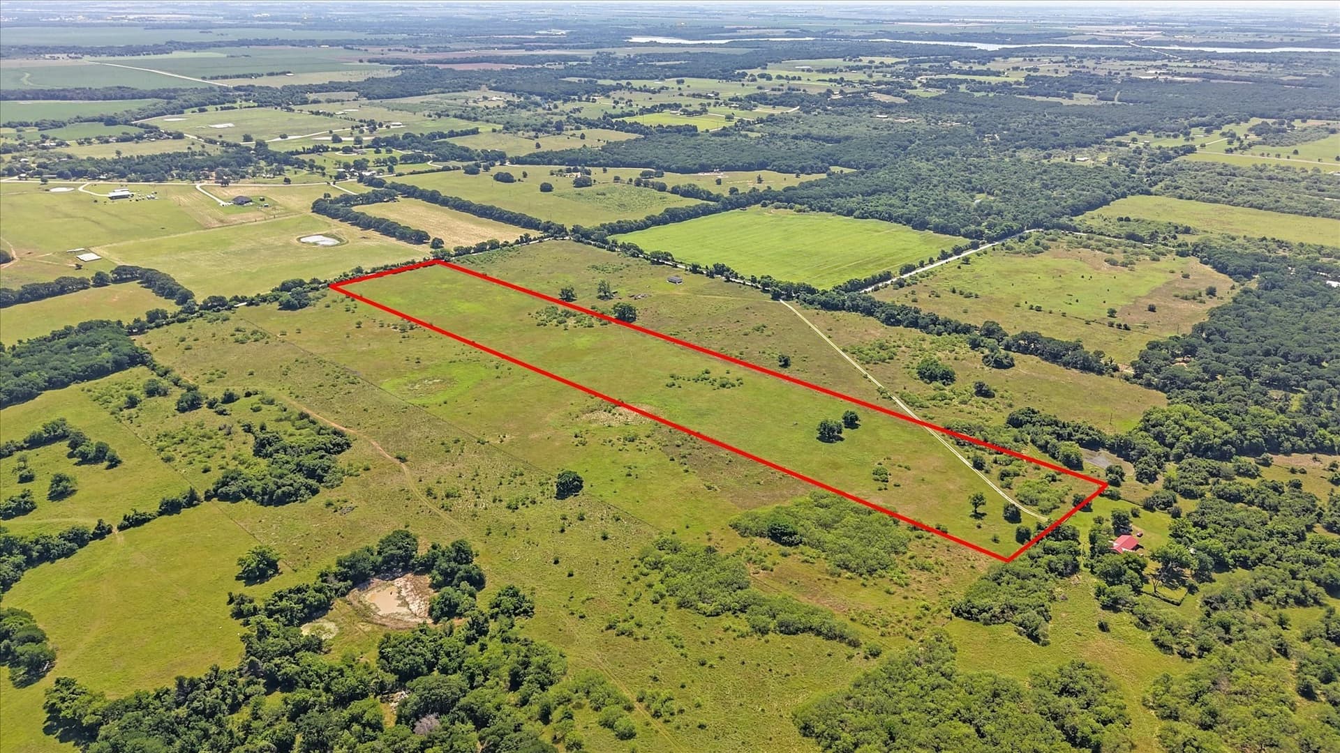19.7 acres in Hill County - photo 4