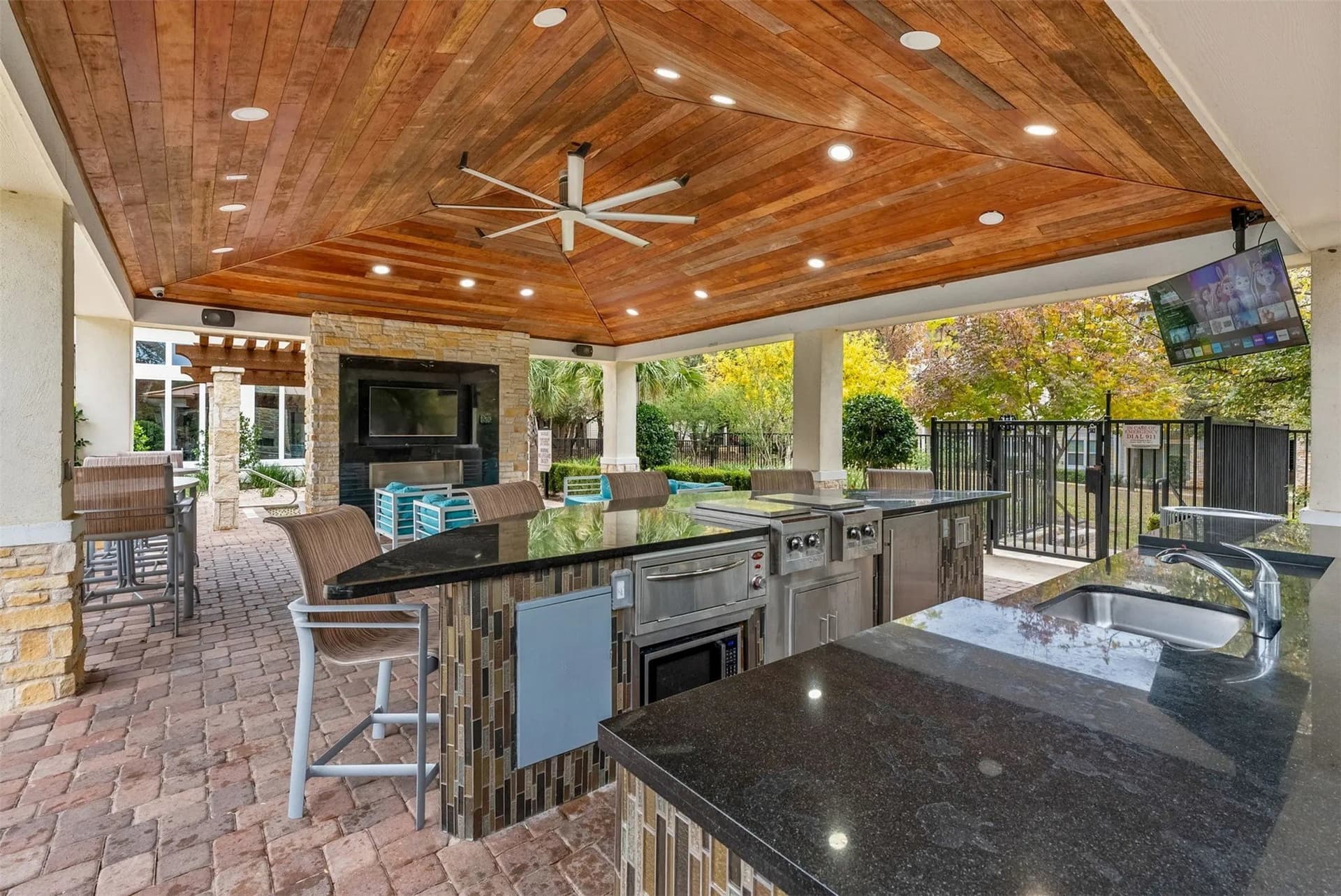 22 acres in Travis County - photo 10
