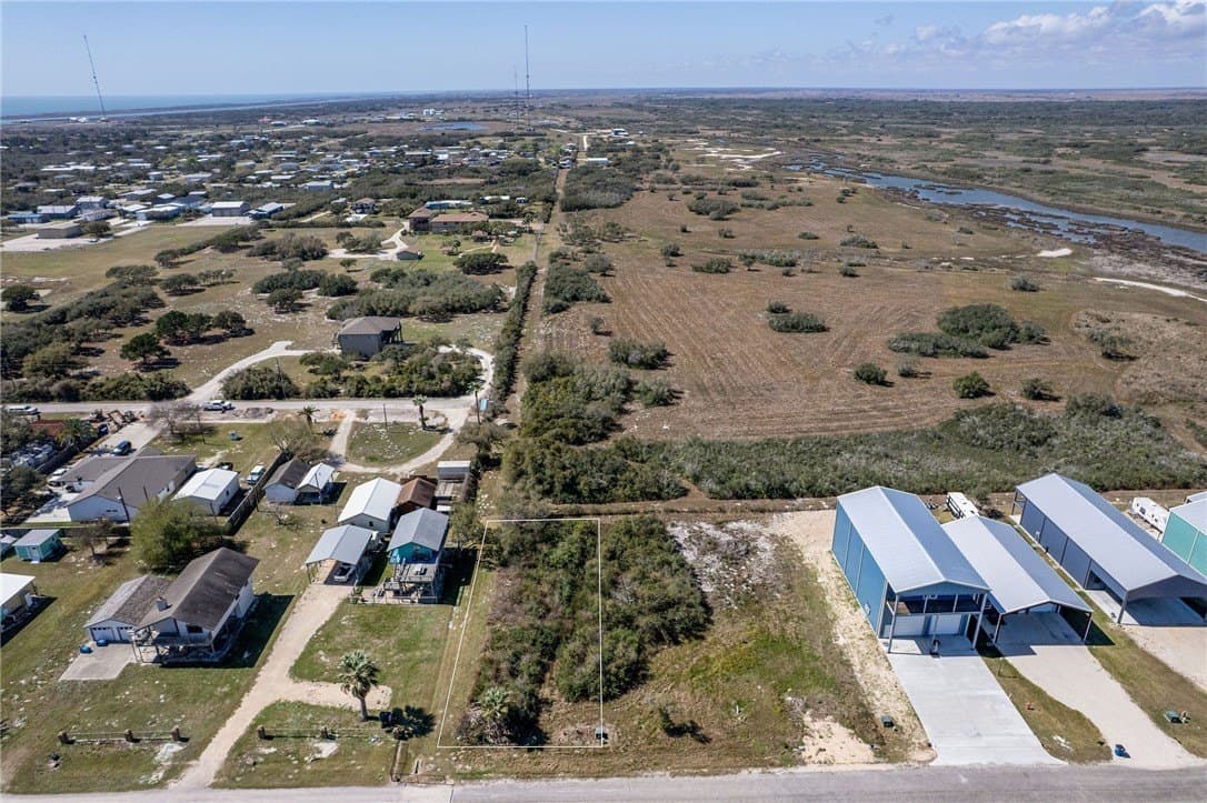0.25 acres in Calhoun County gallery image 4