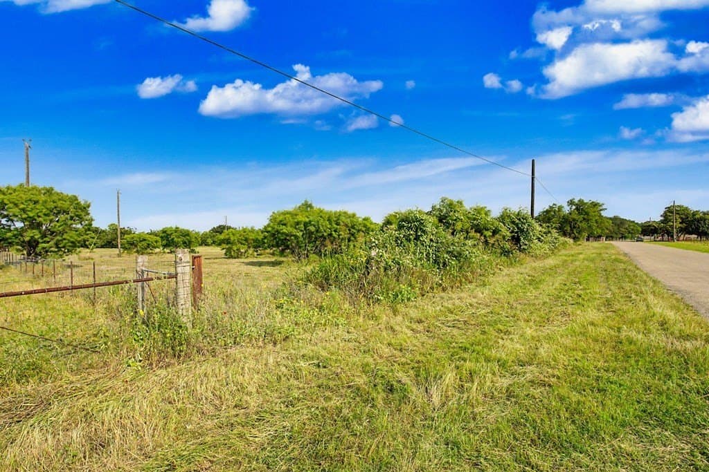 3.5 acres in Gillespie County - photo 18