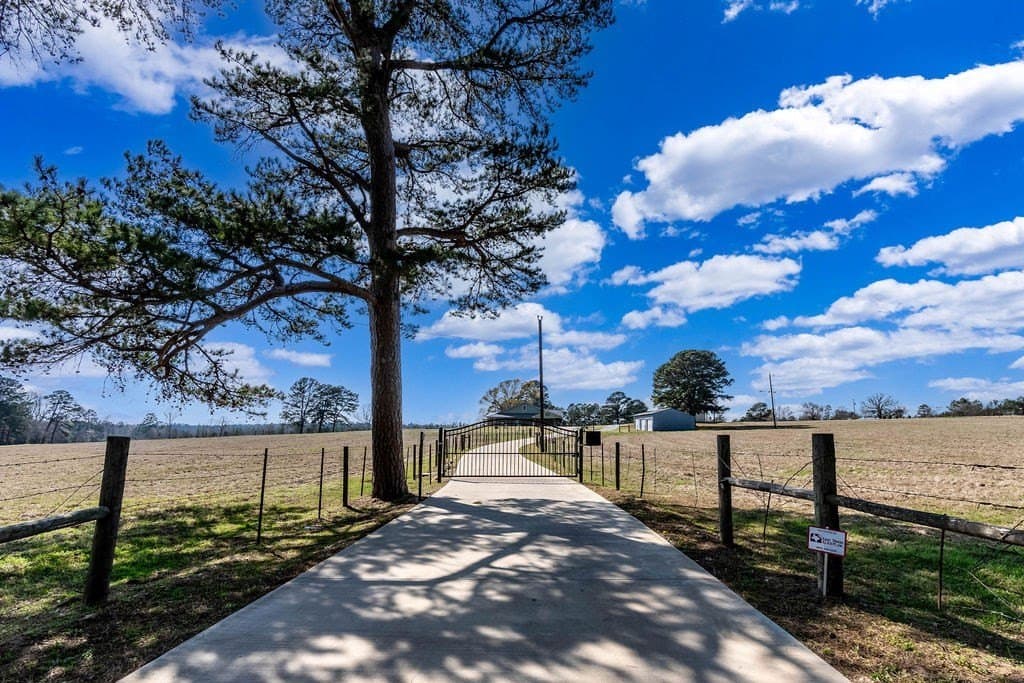 40 acres in ANDERSON County - photo 45