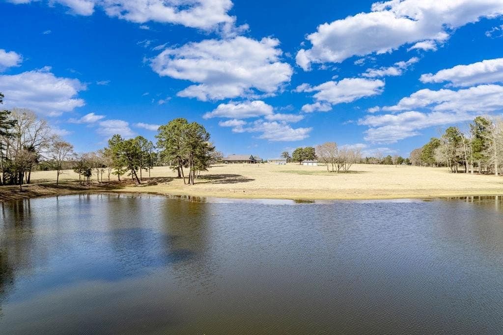 40 acres in ANDERSON County