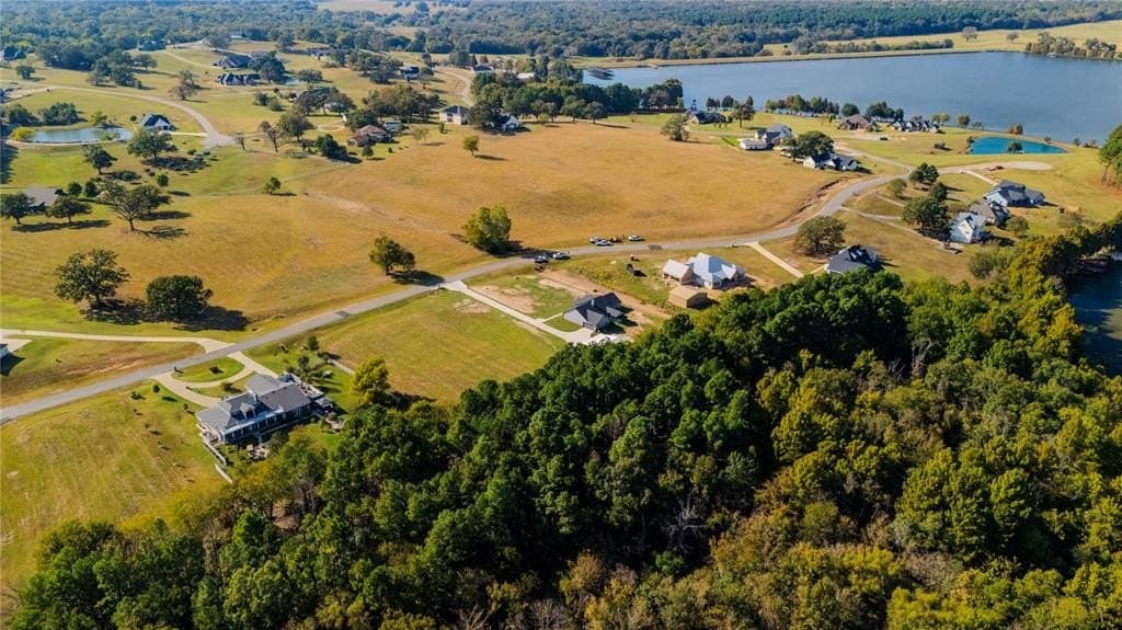 3.3 acres in Henderson County gallery image 4