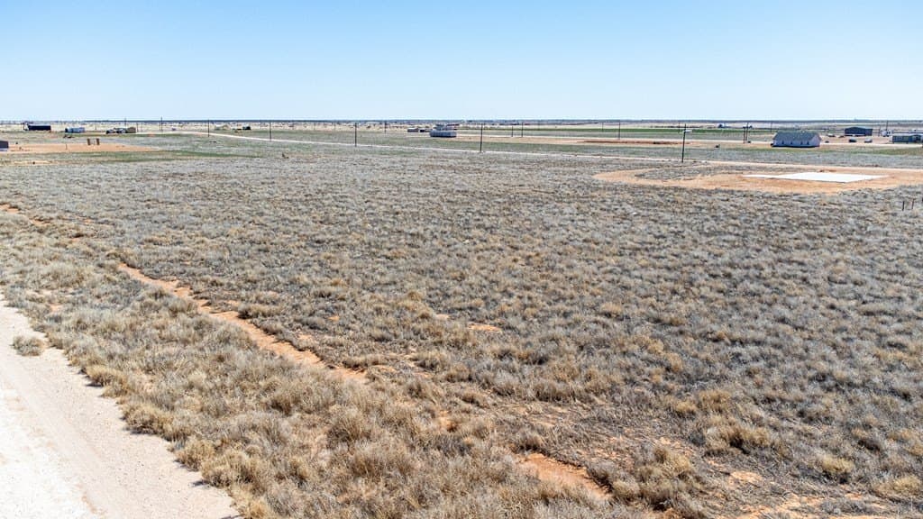 1.5 acres in Gaines County - photo 15