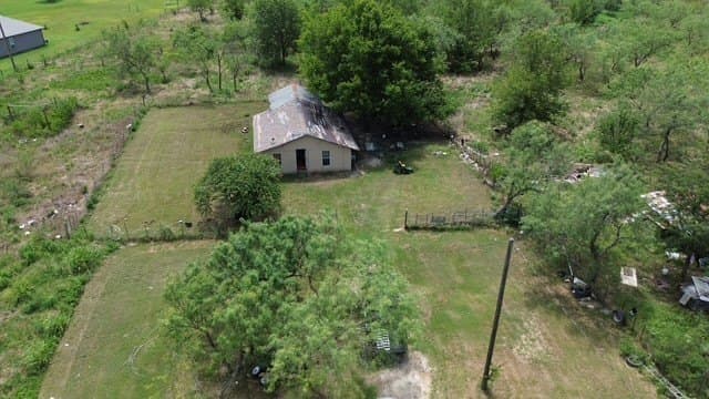 5.1 acres in Navarro County - photo 4
