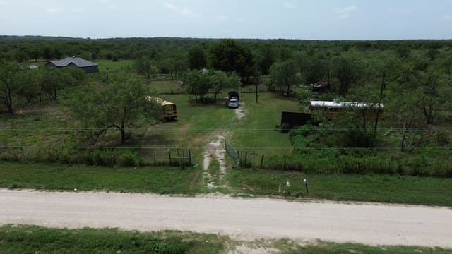 5.1 acres in Navarro County
