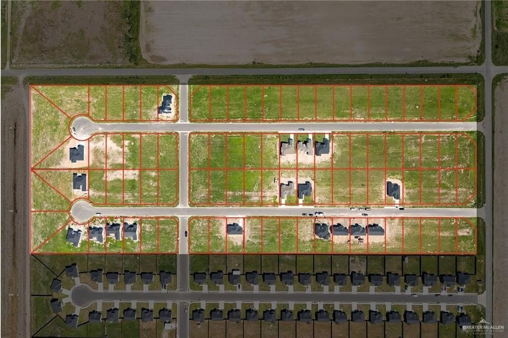 0.2 acres in Hidalgo County - photo 11