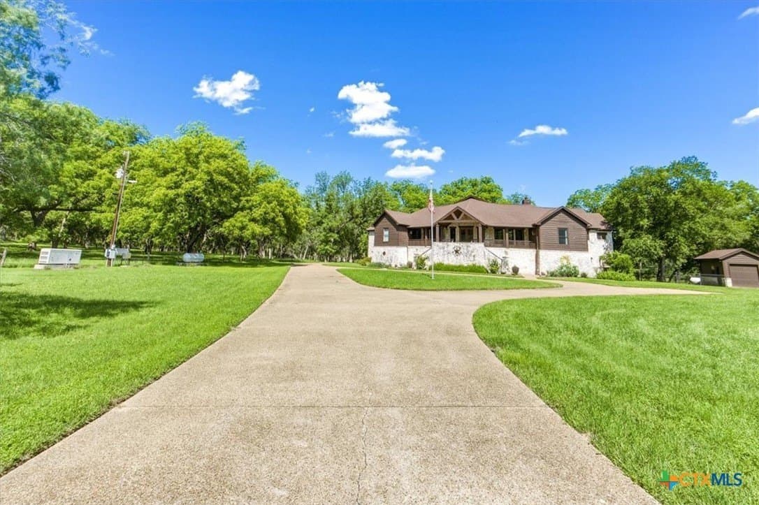 24.03 acres in Hays County - photo 5