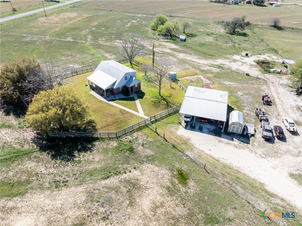 13.75 acres in DeWitt County - photo 12