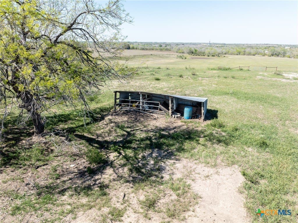 13.75 acres in DeWitt County - photo 8