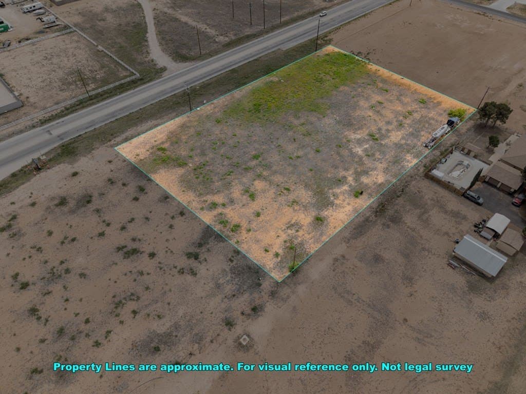 1.7 acres in Midland County gallery image 4