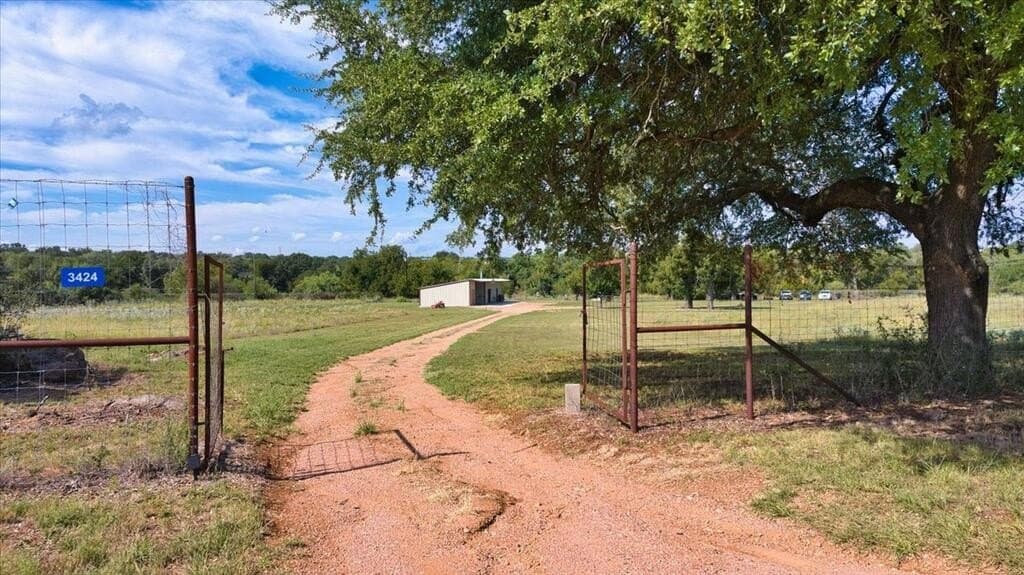 9.2 acres in Mason County