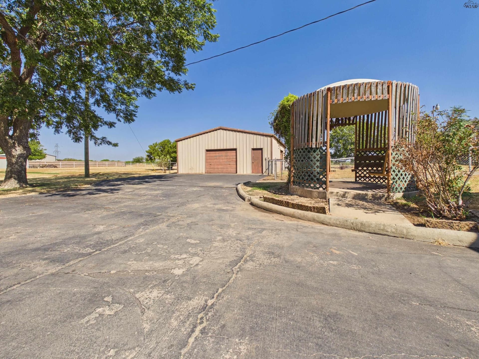 10 acres in Archer County - photo 37