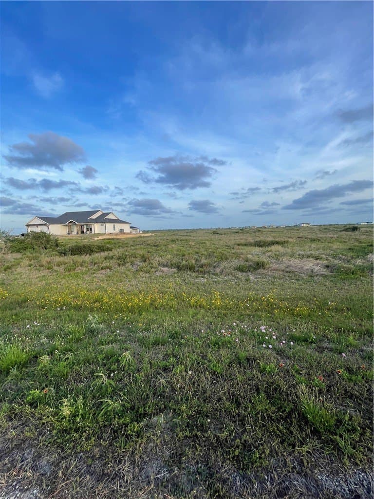 1 acres in Aransas County gallery image 2