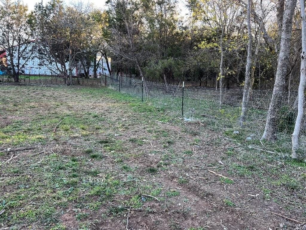 0.84 acres in Hill County gallery image 4