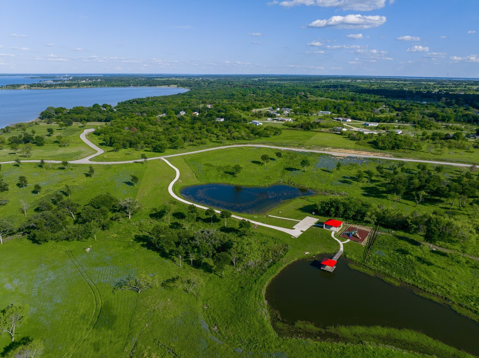 1.06 acres in Navarro County - photo 36