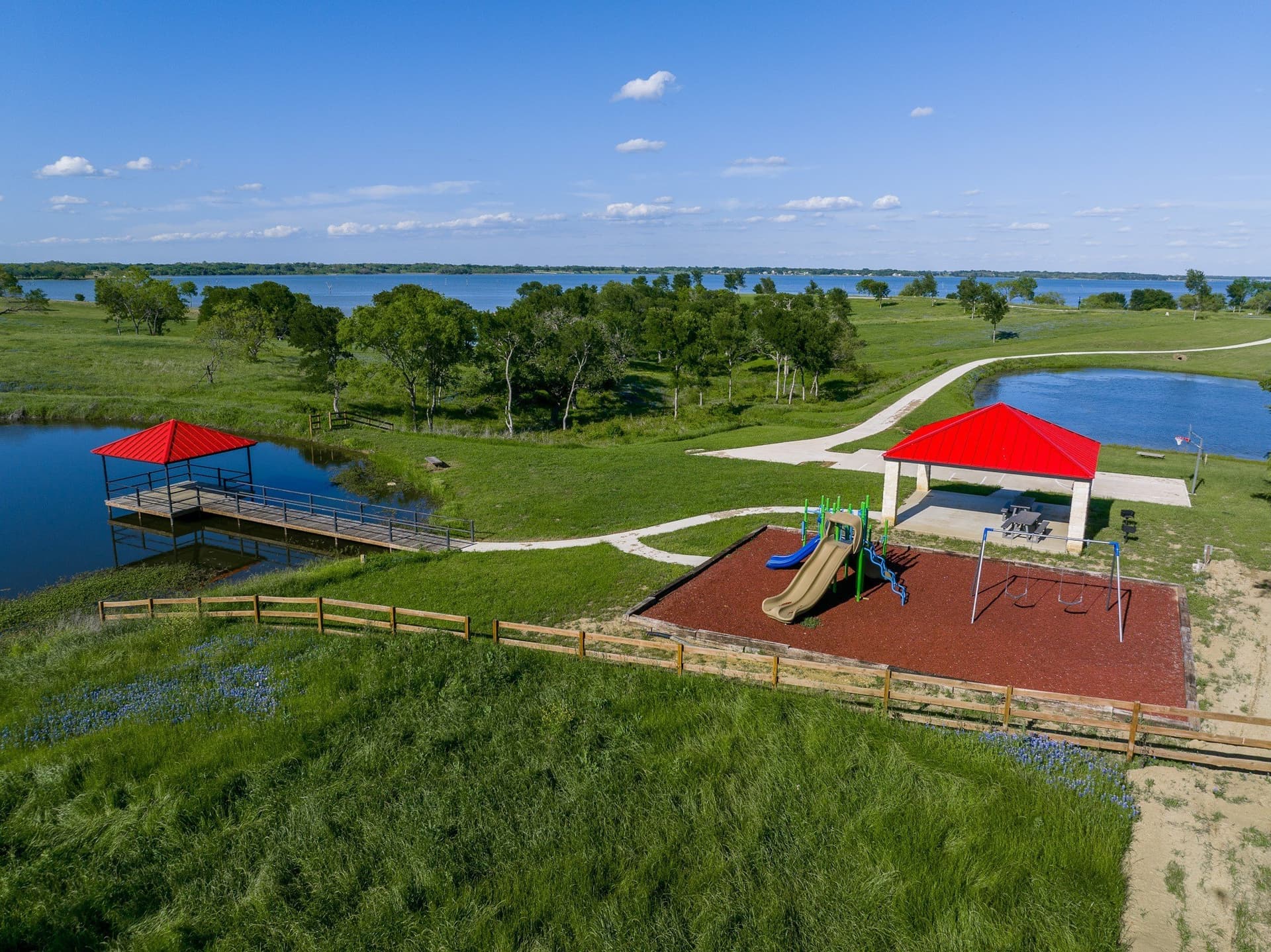 1.06 acres in Navarro County - photo 34