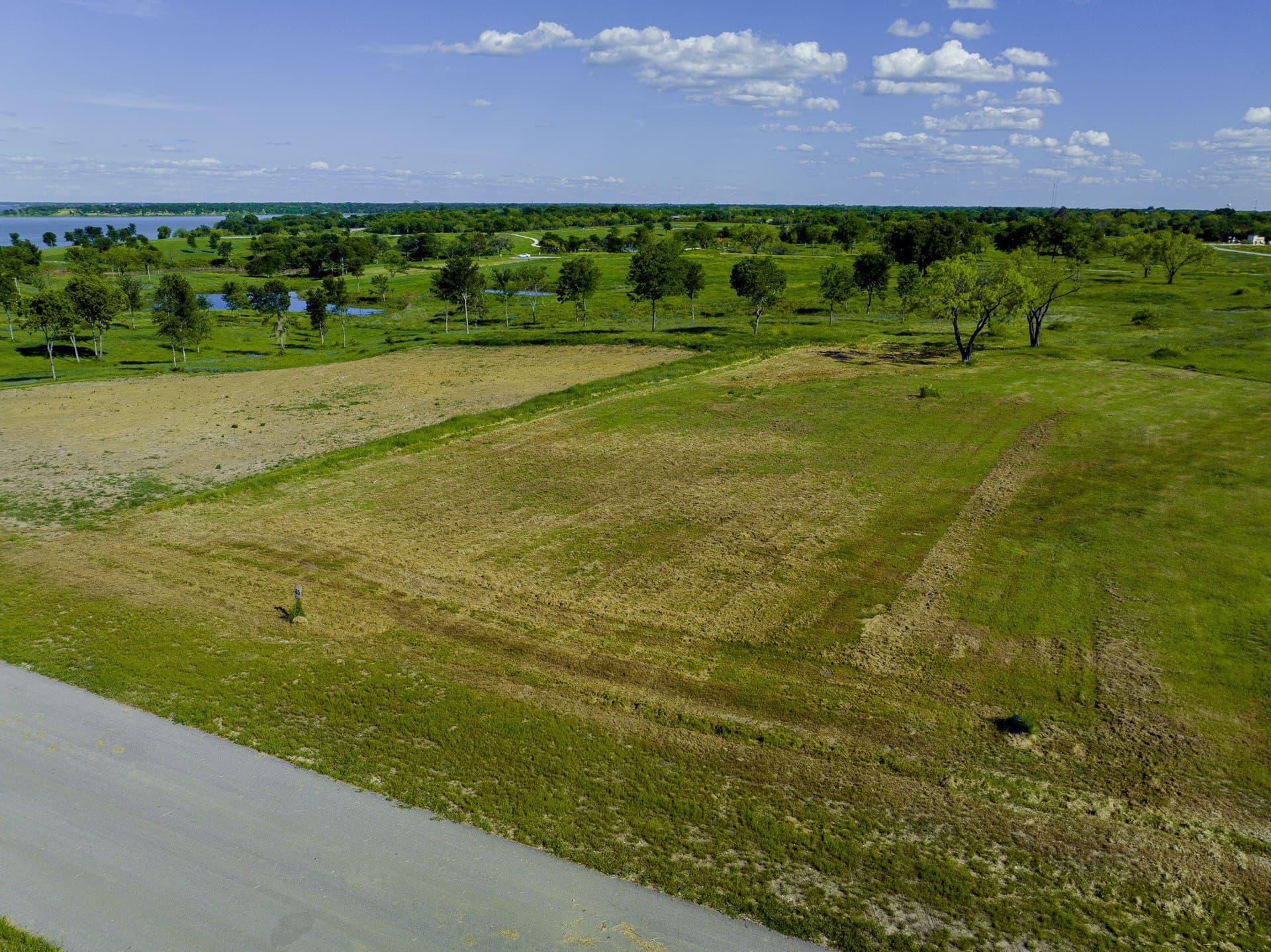 1.06 acres in Navarro County - photo 3