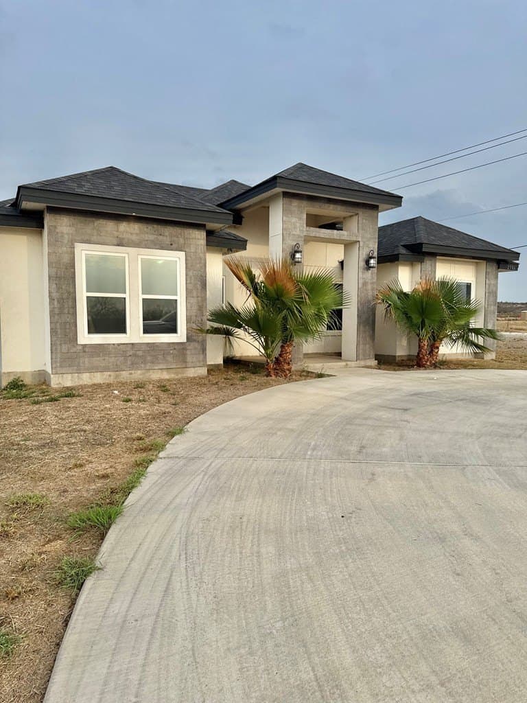 7,944 acres in Maverick County gallery image 2