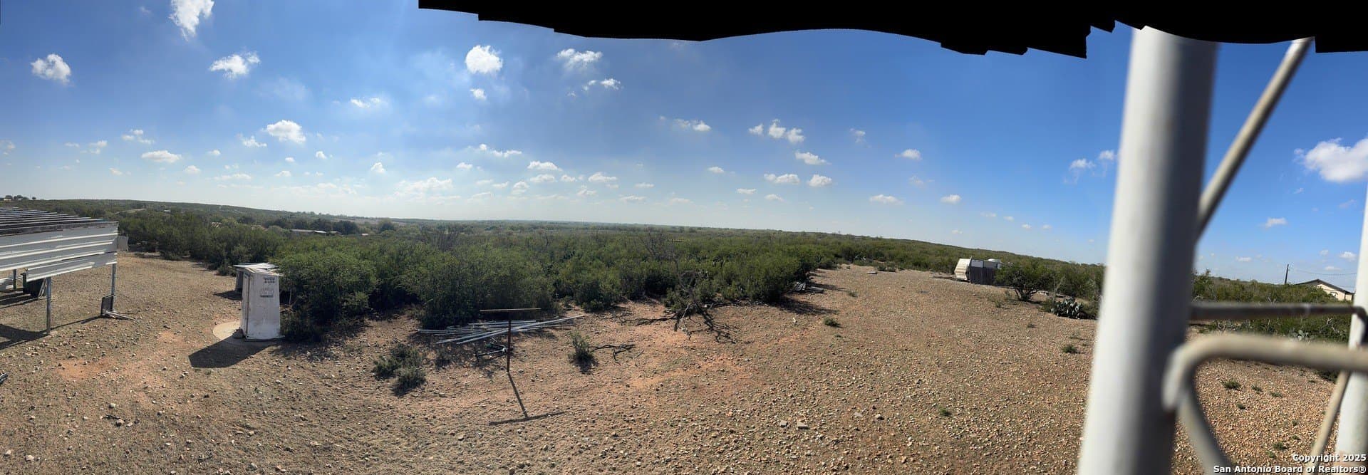 10.01 acres in Frio County gallery image 3