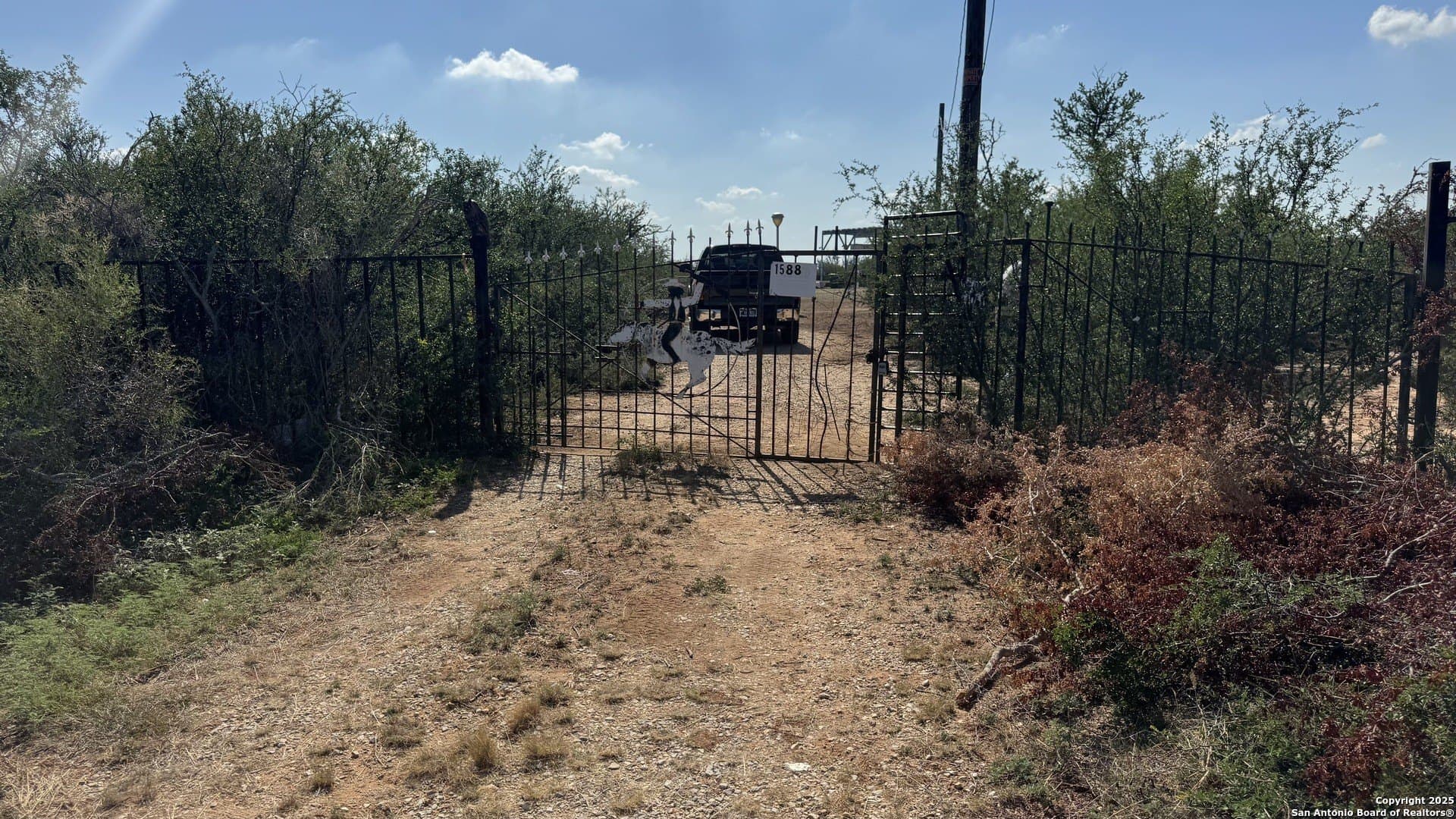 10.01 acres in Frio County - photo 9