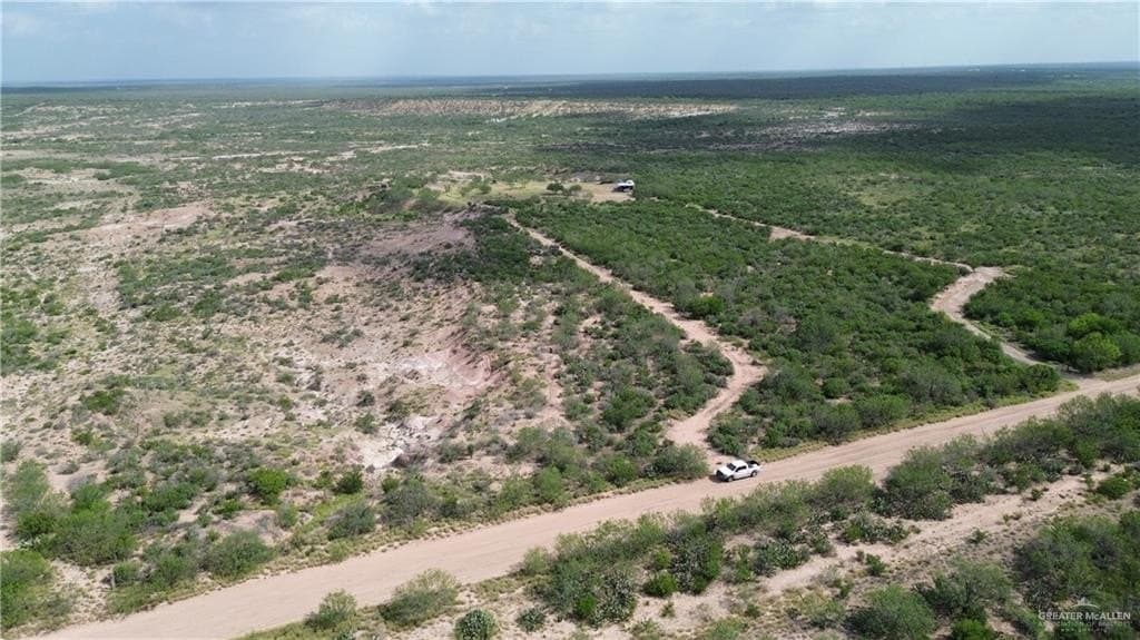 7.9 acres in Zapata County gallery image 3