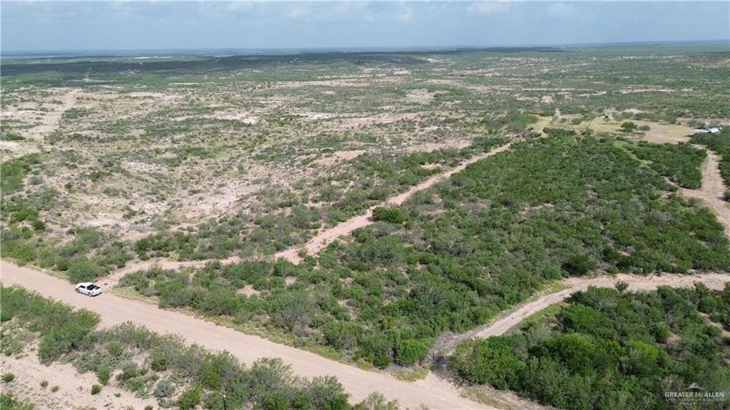 7.9 acres in Zapata County gallery image 2
