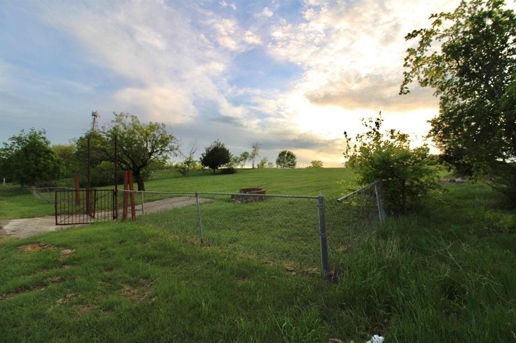 0.65 acres in Dallas County