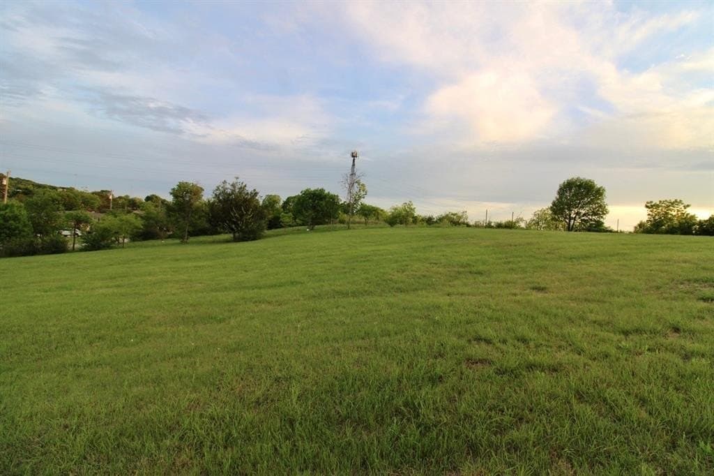 0.65 acres in Dallas County gallery image 4