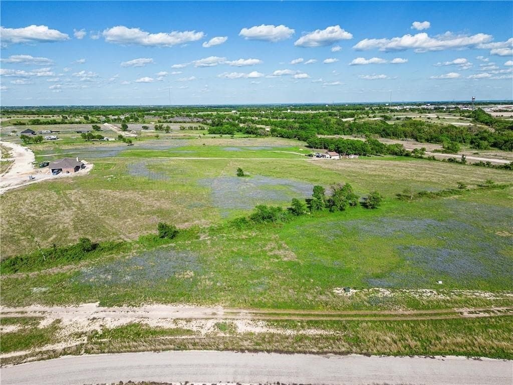 2.2 acres in Hill County - photo 3