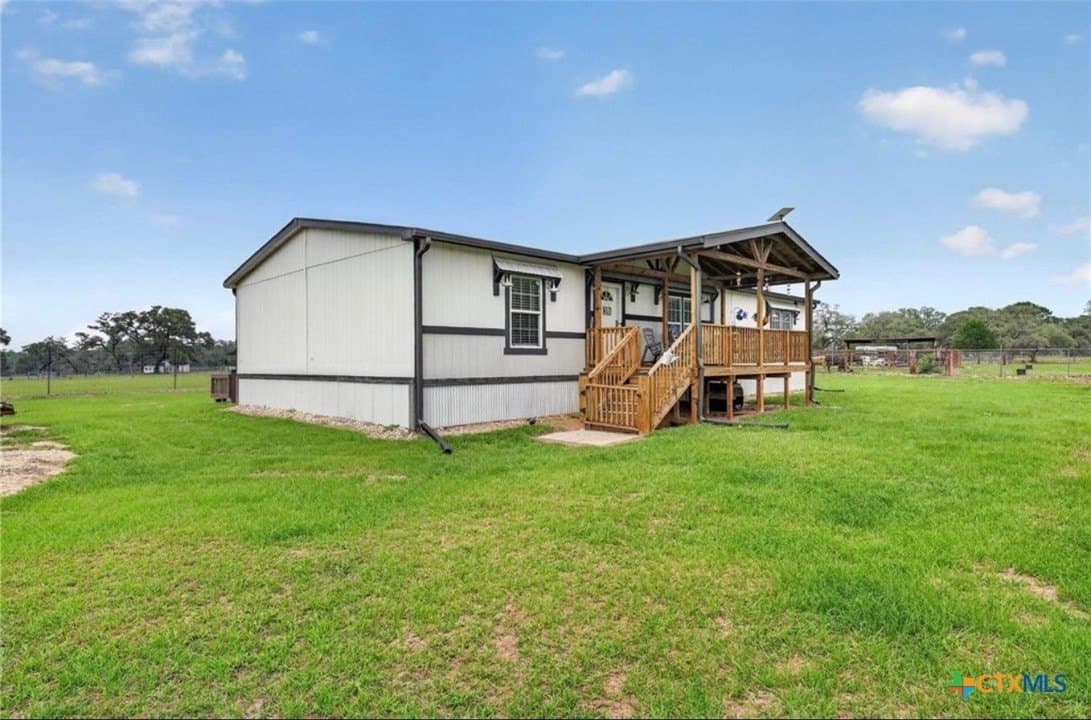 15 acres in Lavaca County - photo 37
