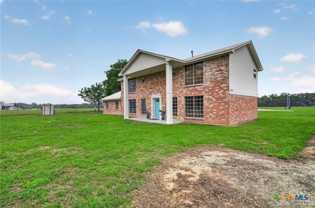 15 acres in Lavaca County - photo 3