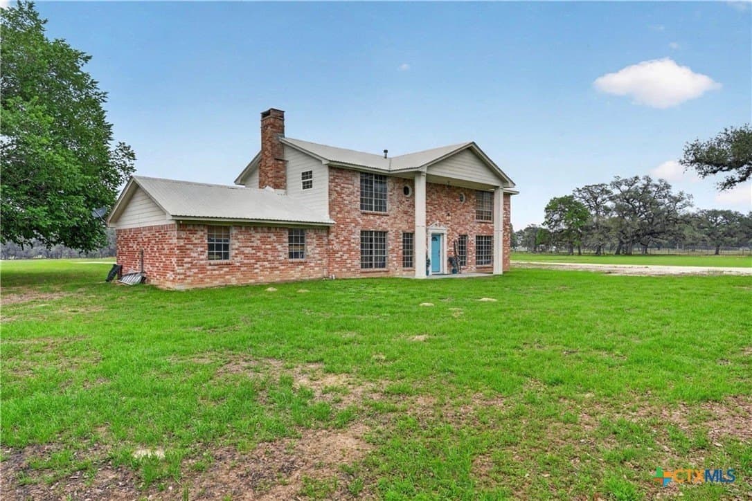 15 acres in Lavaca County - photo 2
