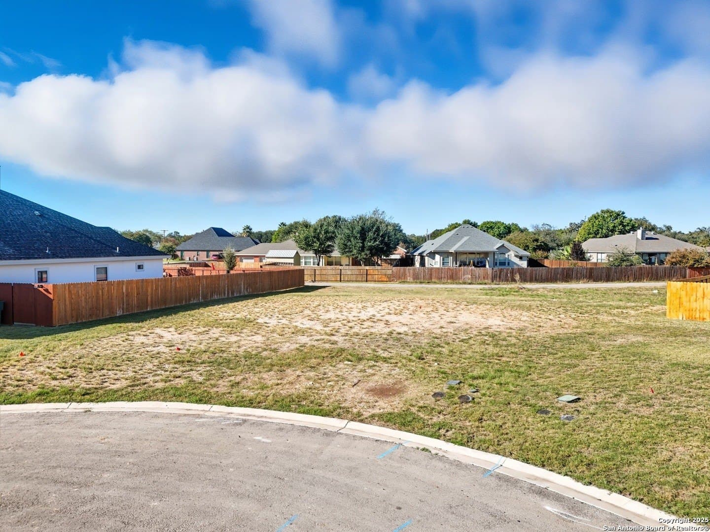 0.41 acres in Uvalde County gallery image 3