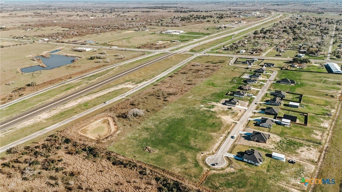 5.93 acres in Victoria County gallery image 2